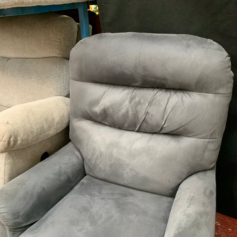 Rise and recliner armchair