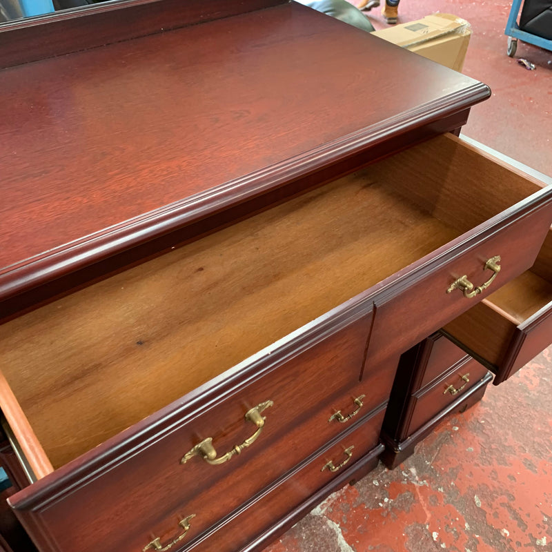 Bedroom set