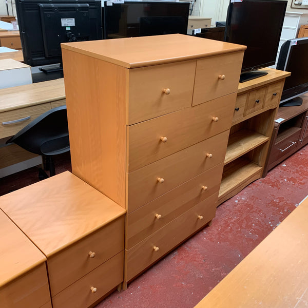 Chest of drawers