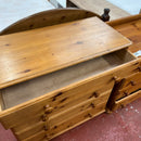 Chest of drawers