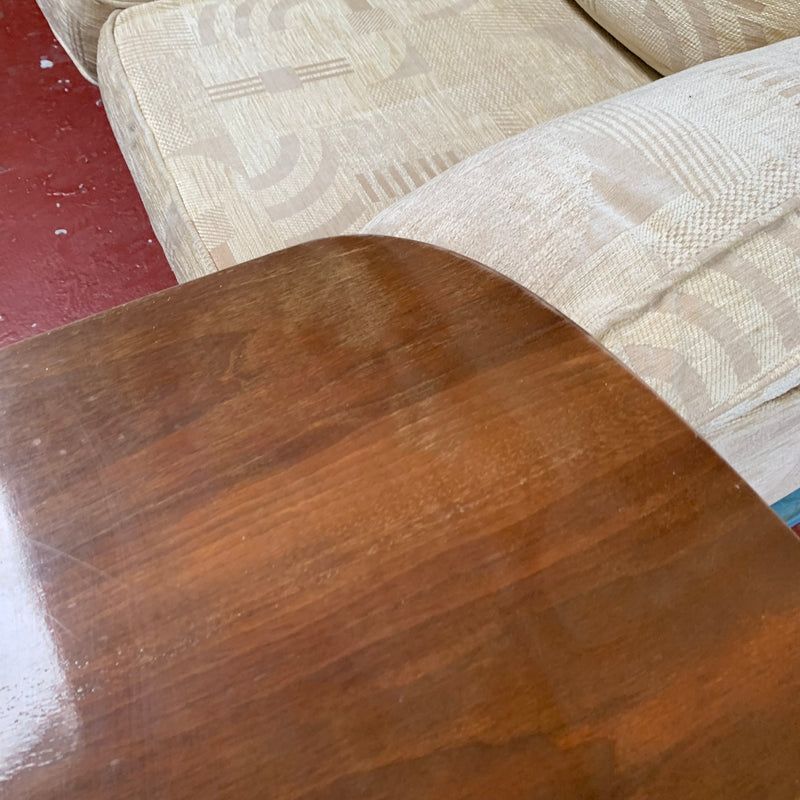 Butterfly table