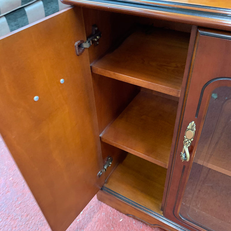 TV cabinet