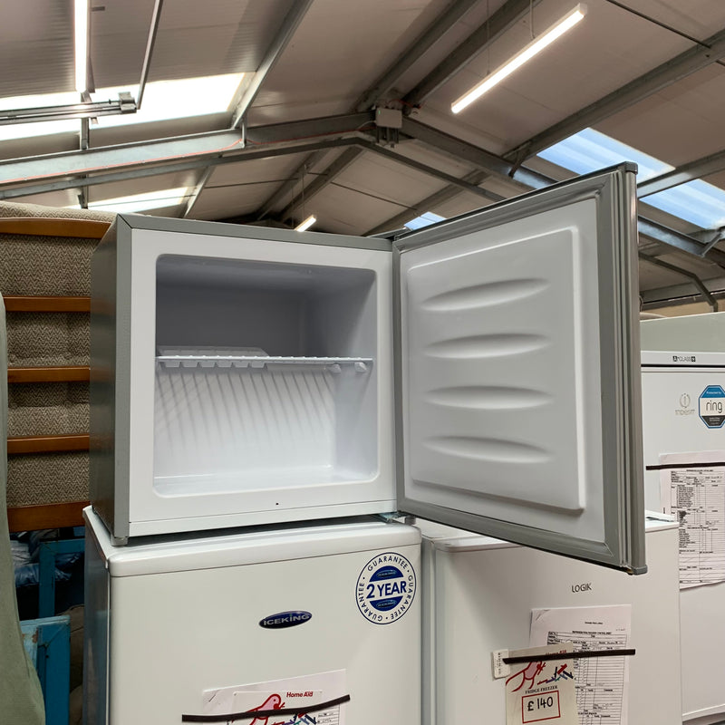 HOMCOM freezer