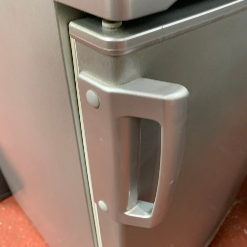 LEC fridge