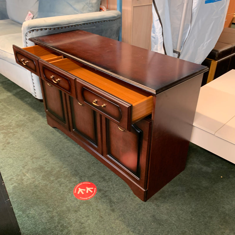 Sideboard