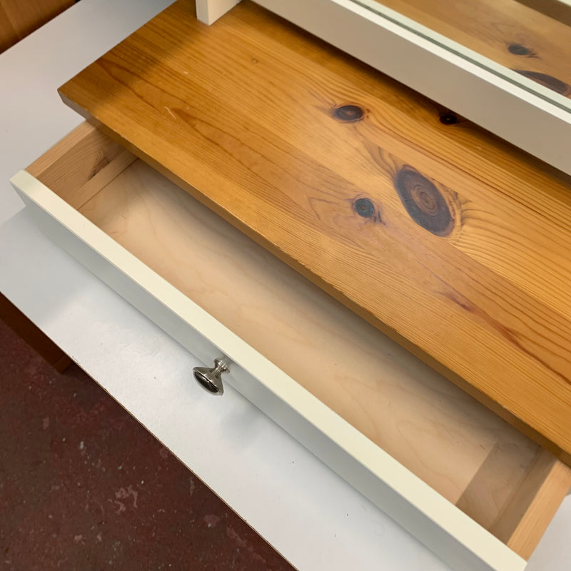 Dressing table