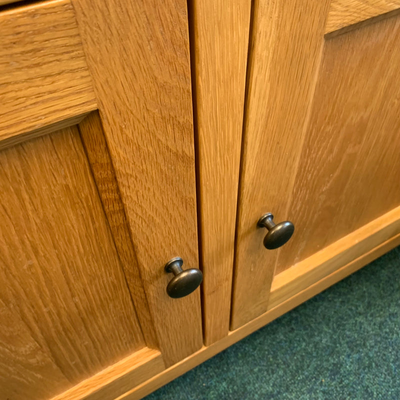 Sideboard