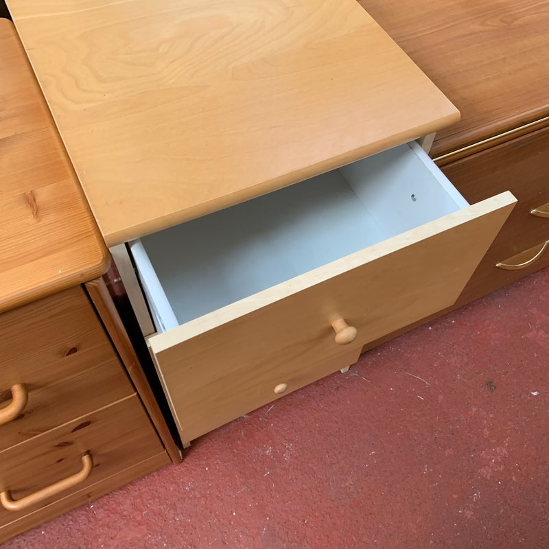 Bedside cabinet