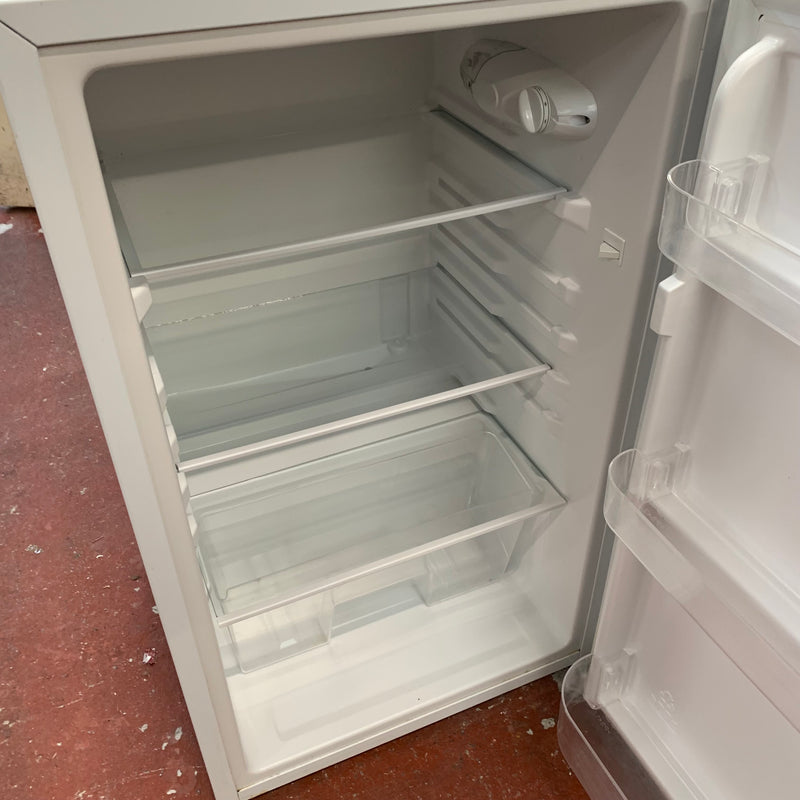 CURRYS fridge