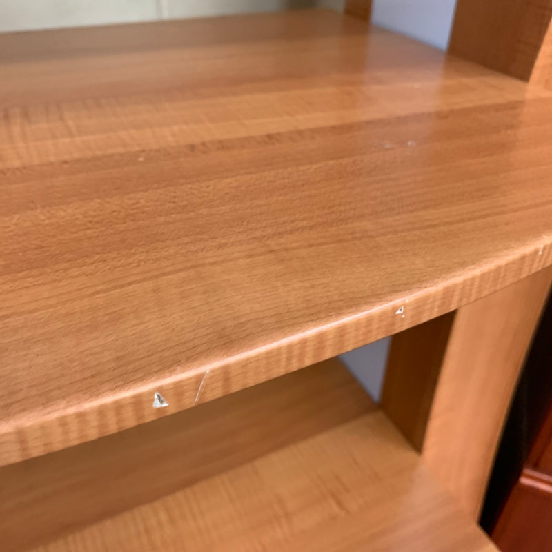 Shelving unit