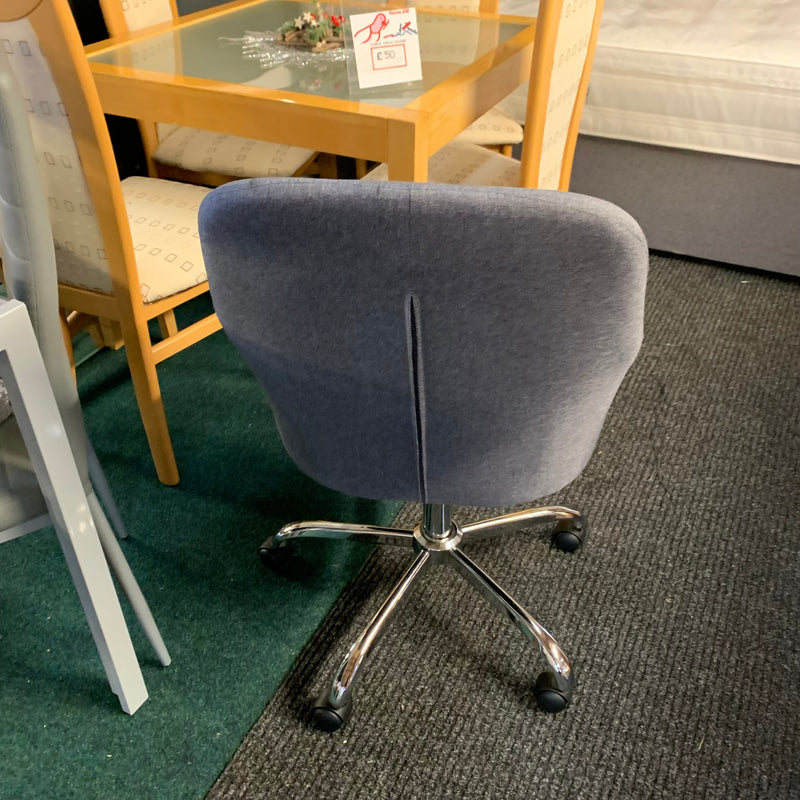 Desk chair
