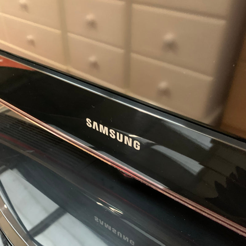 SAMSUNG TV