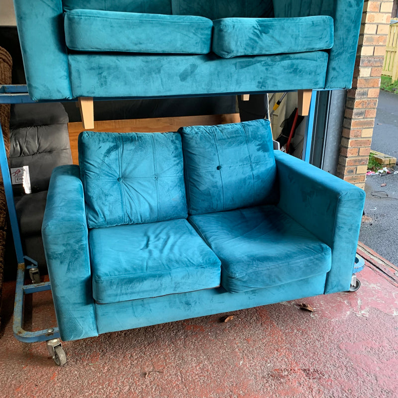 2x 2 seater sofas