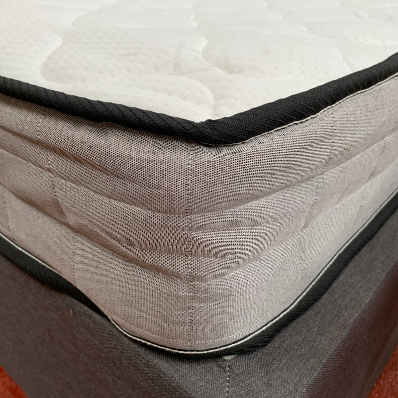 Queen size bed