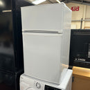 SIA fridge freezer