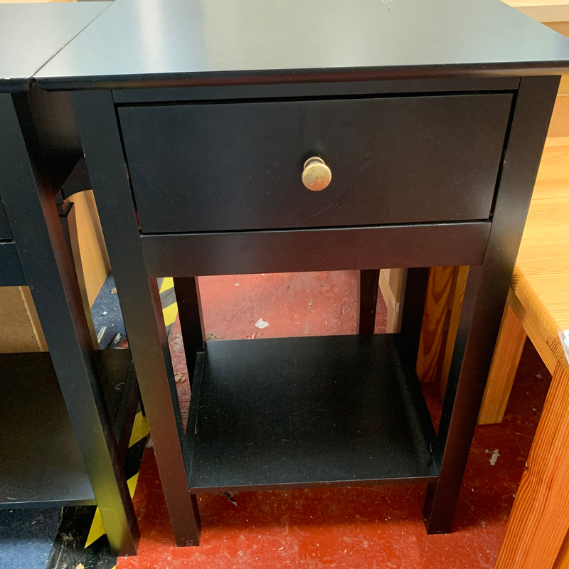 Bedside cabinets