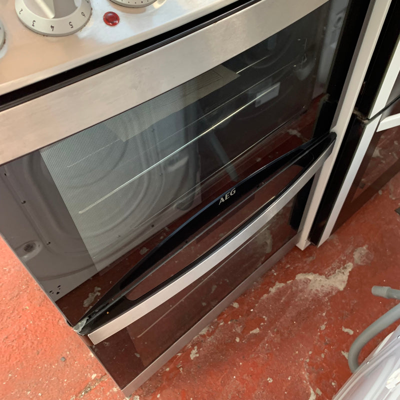 AEG cooker