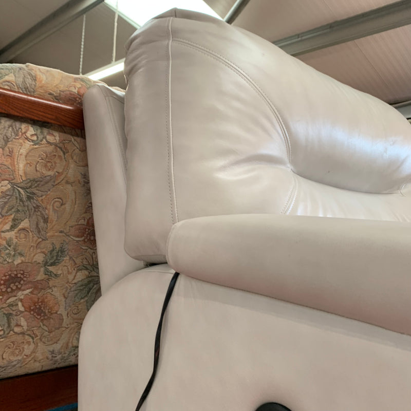 Recliner armchair