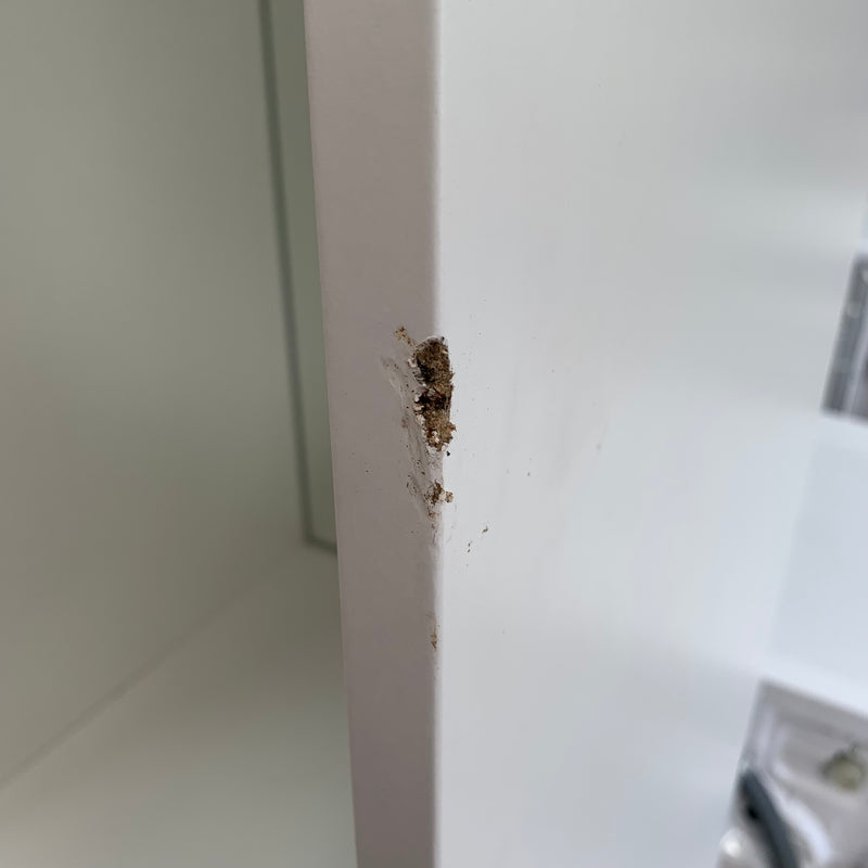 Single wardrobe