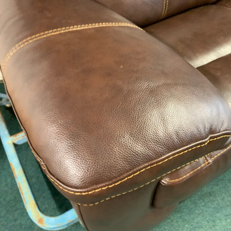 2x 2 seater sofas