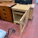 Side cabinet