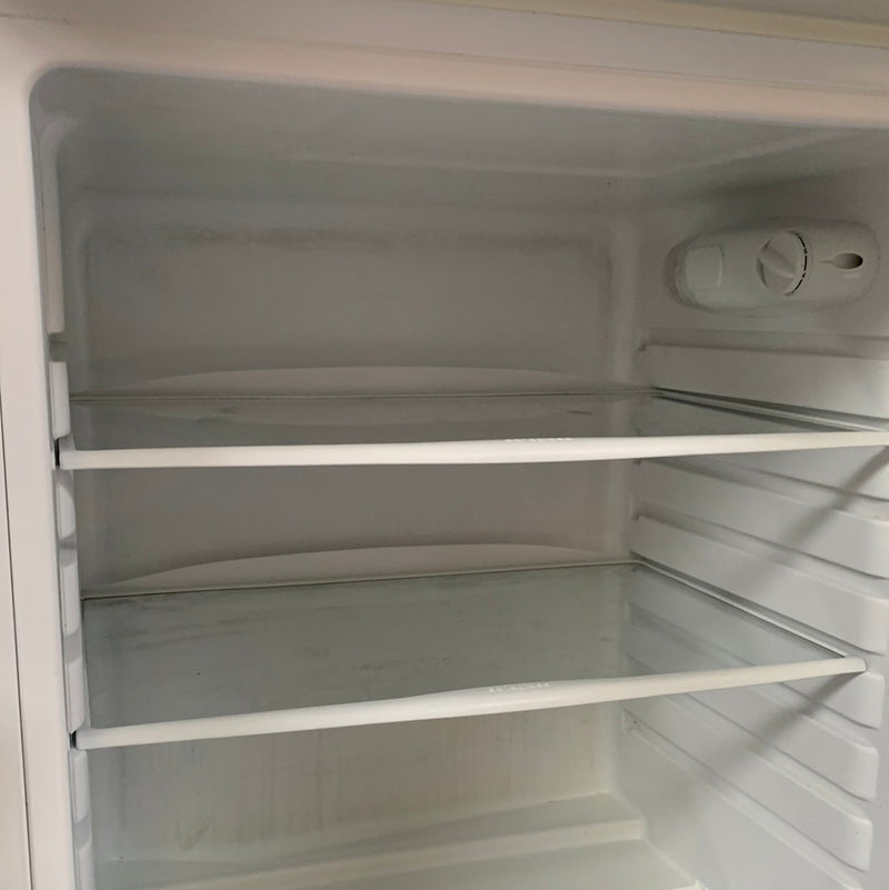 WHIRLPOOL fridge