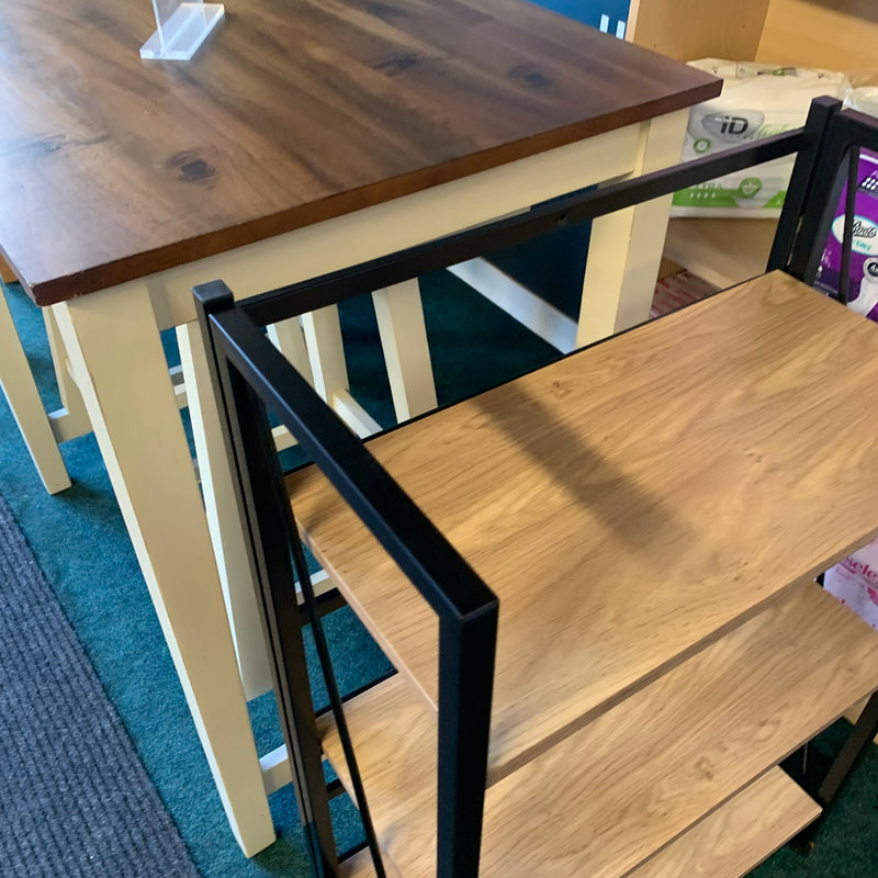 Shelving unit