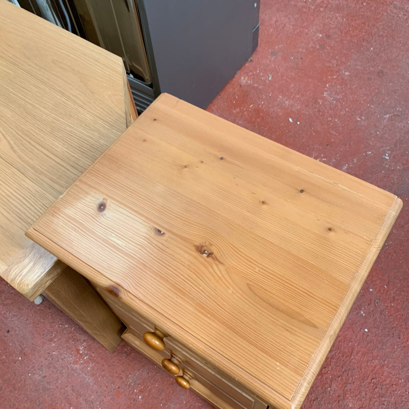 Bedside cabinet