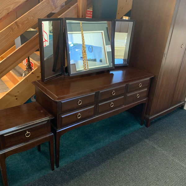 STAG dressing table