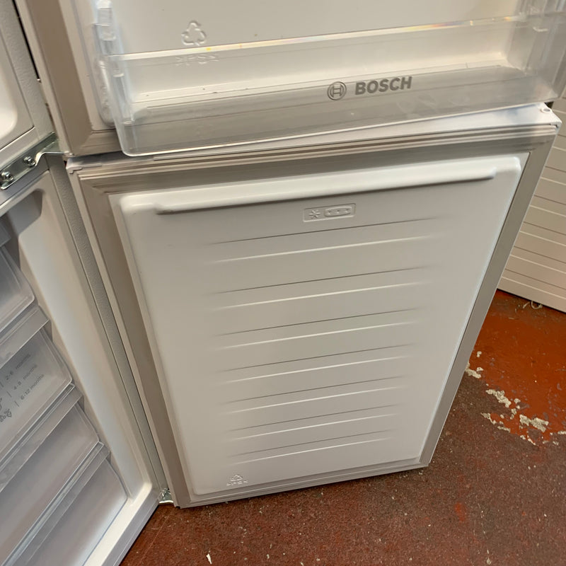 BOSCH fridge freezer