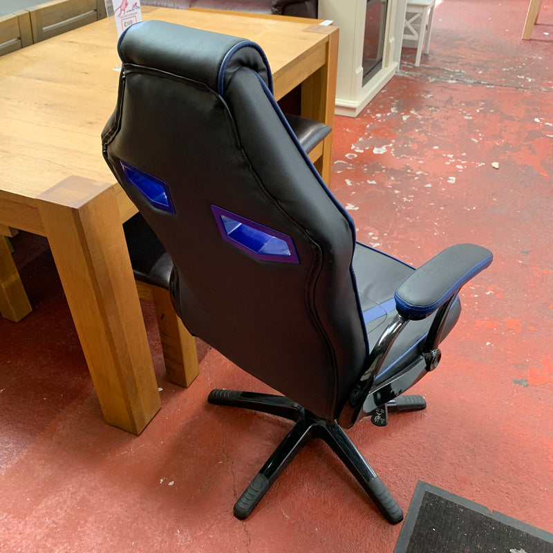 Gaming chair
