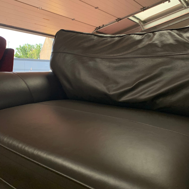 Cuddle chair