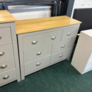 Chest of drawers