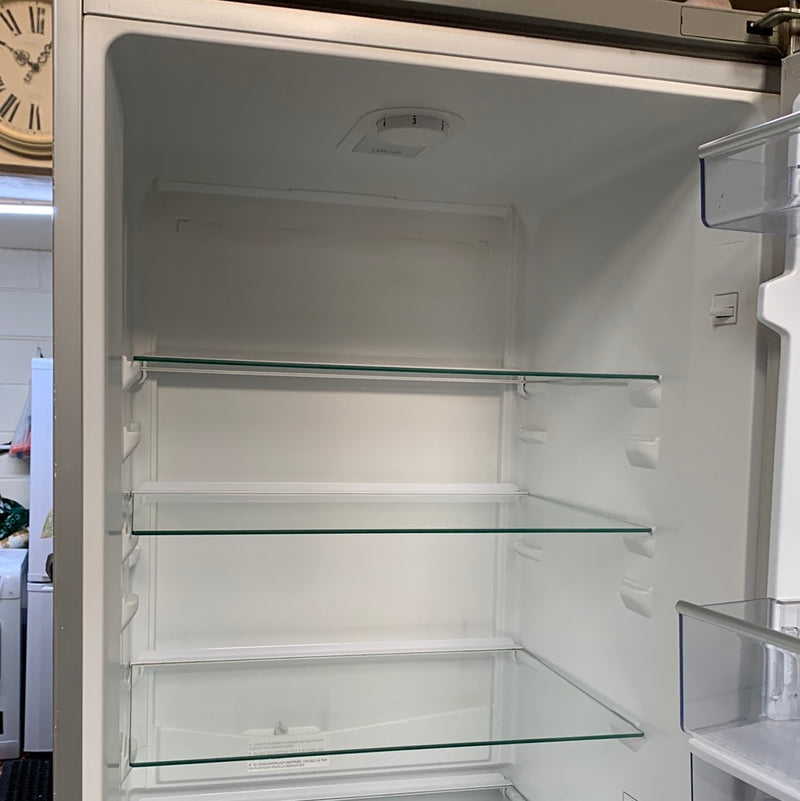 BEKO fridge freezer with water dispenser