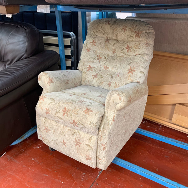 Recliner armchair