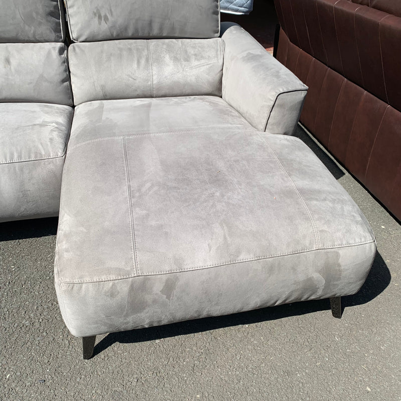 Recliner corner sofa
