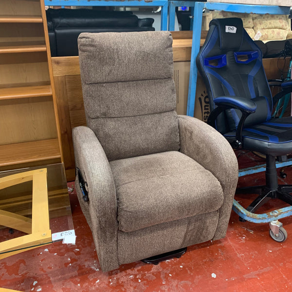 Rise and recliner armchair