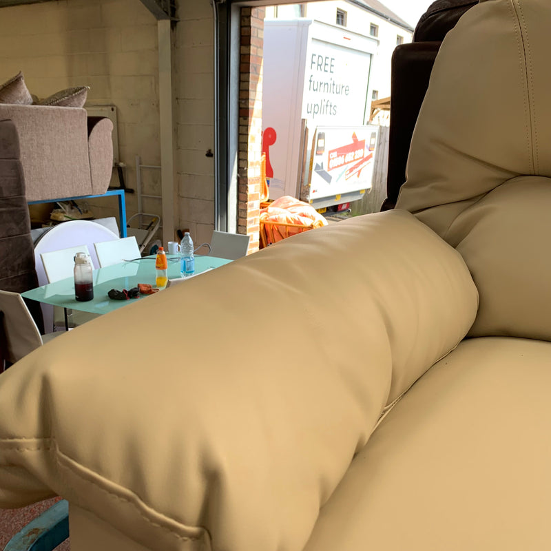 2x 2 seater sofas