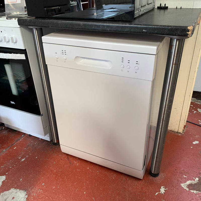 CURRYS dishwasher