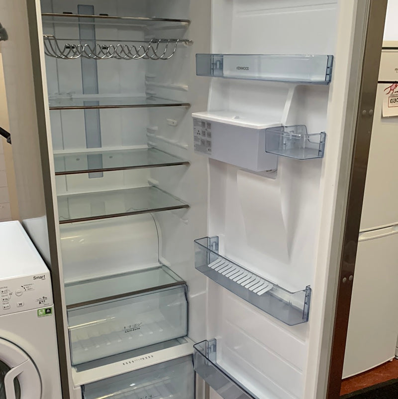 KENWOOD fridge with water dispenser