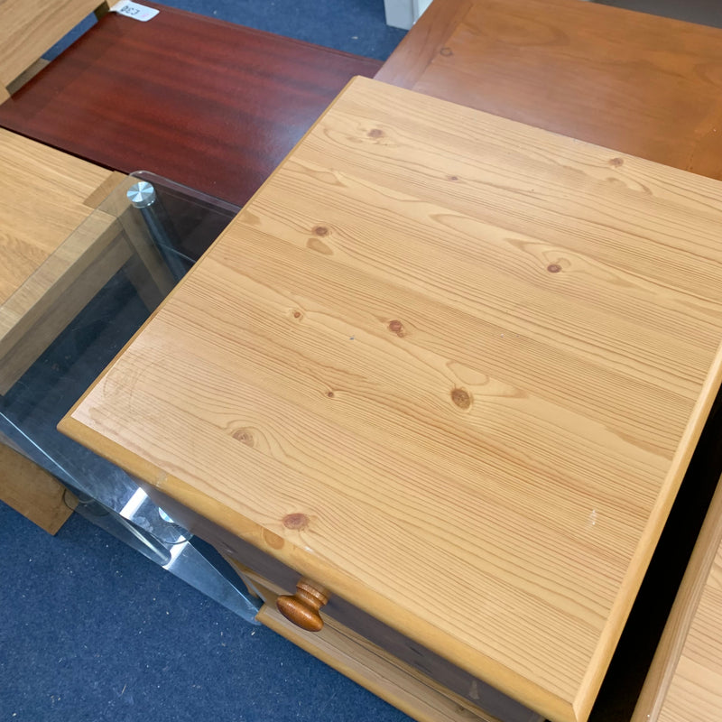 Bedside cabinets