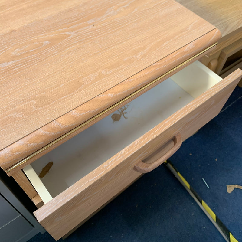 Bedside cabinet