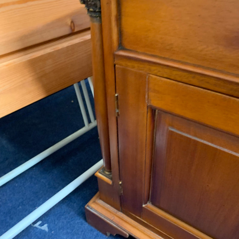 Bedside cabinet