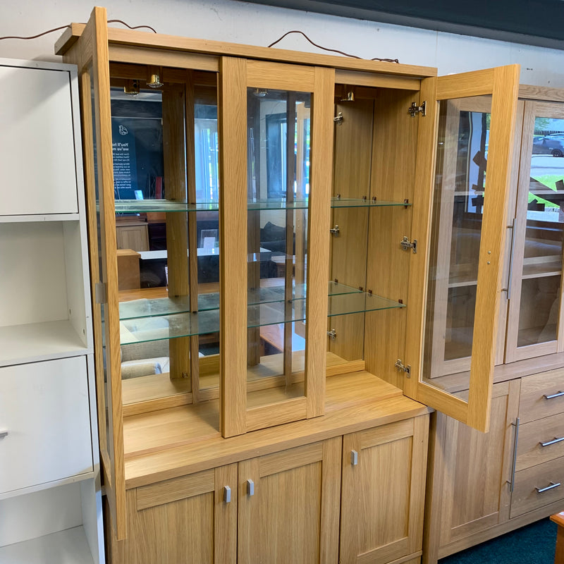 Display cabinet