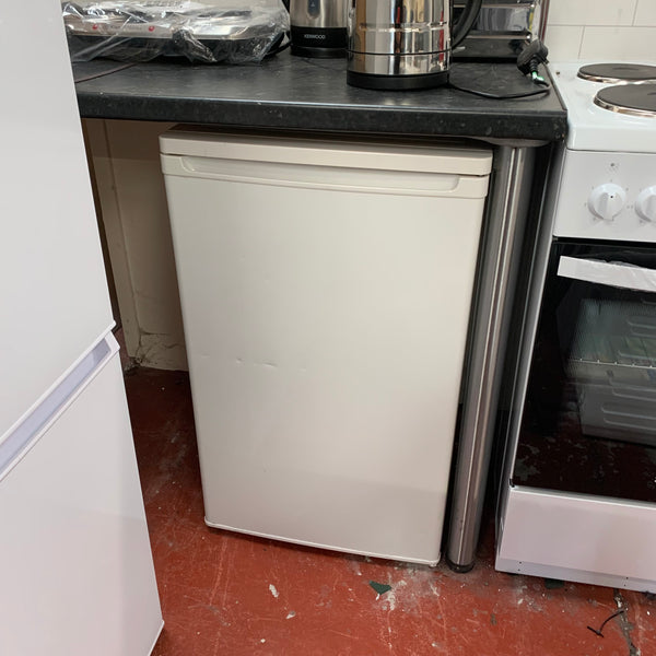 CURRYS freezer