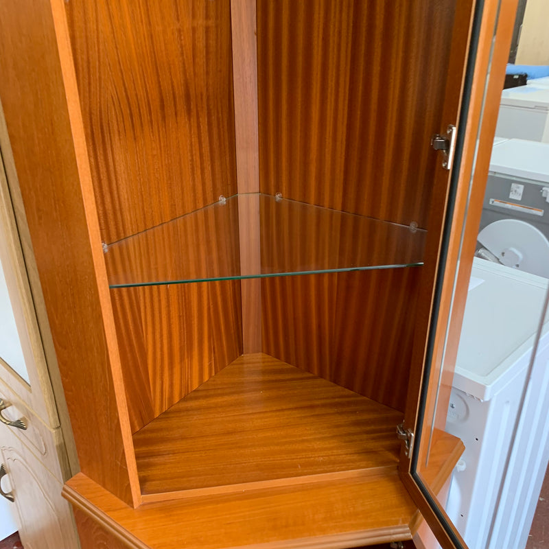 Display cabinet