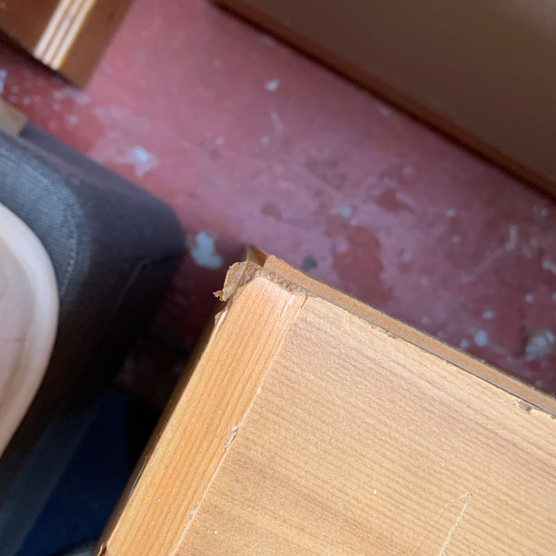 Bedside cabinets