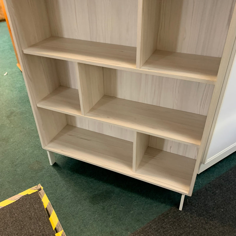 Shelving unit