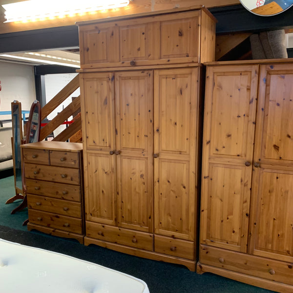 Triple wardrobe