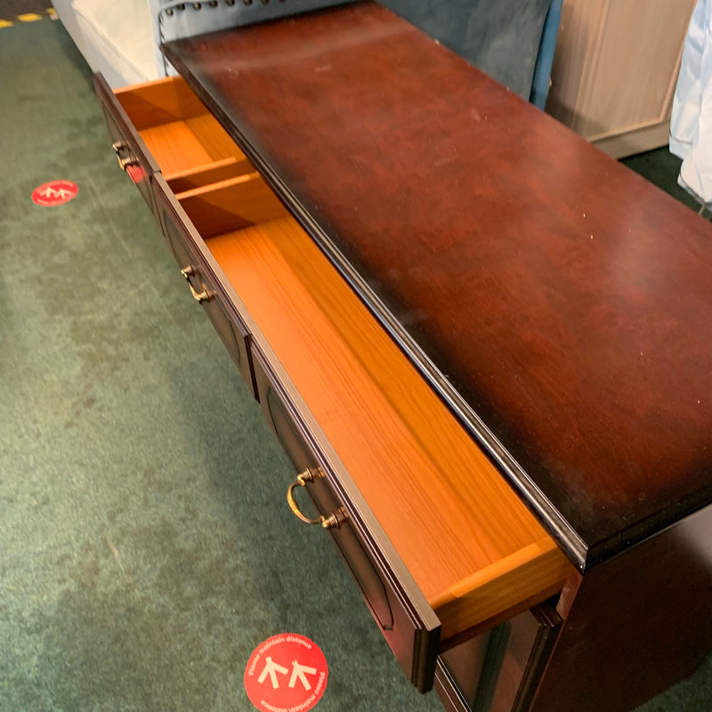 Sideboard